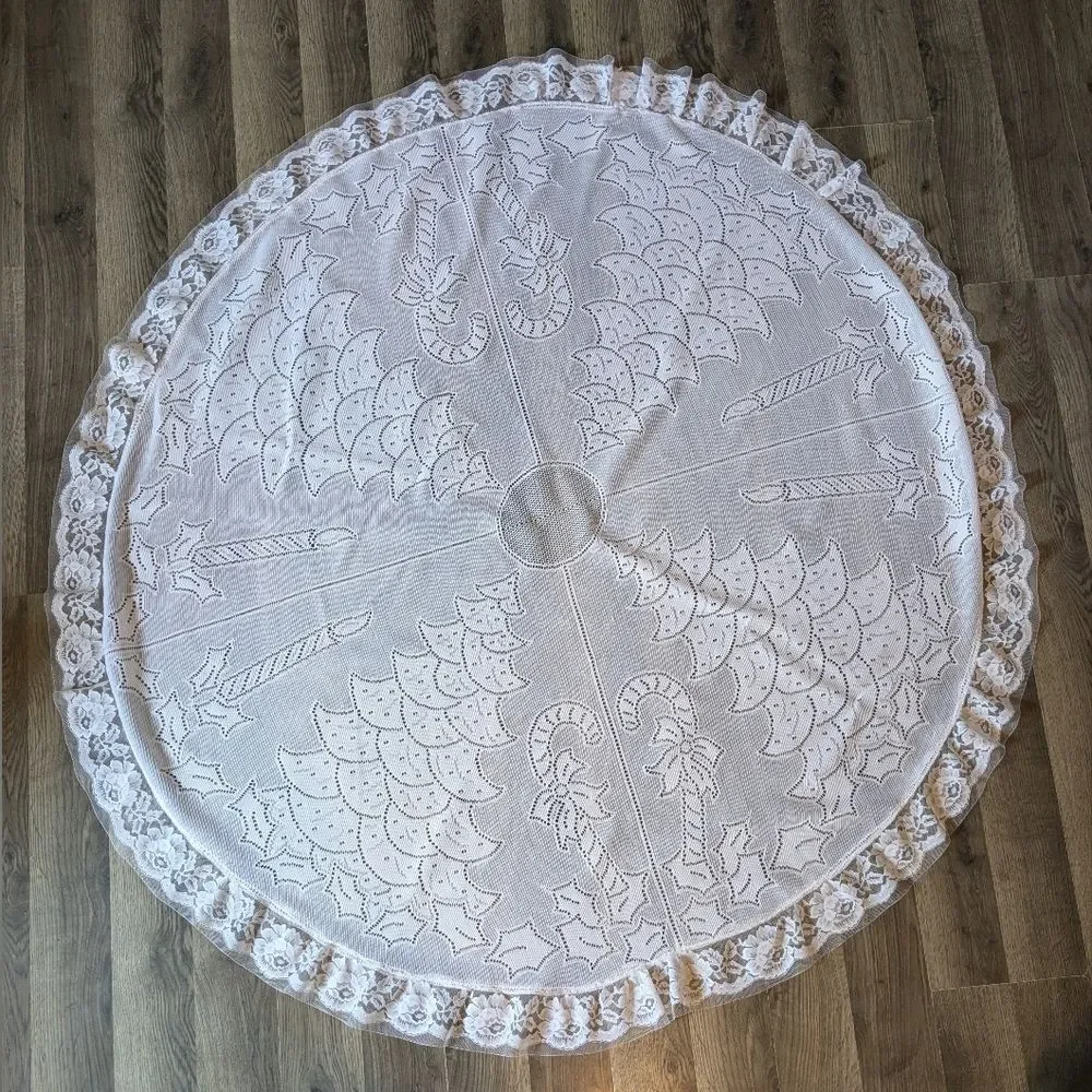 Vintage Christmas Table Cloth Skirt 54